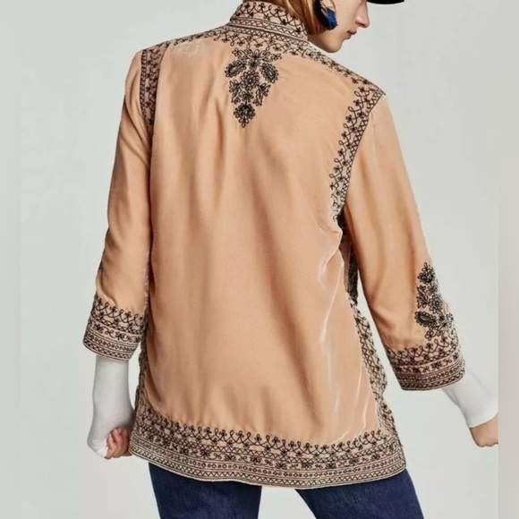 ZARA Beautiful Velvet Satin Embroidered Kimono Style Cardigan Coat Like New XS - Picture 3 of 12